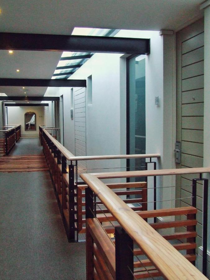 210 Gallery Luxury Studio Apartment Knysna Dış mekan fotoğraf