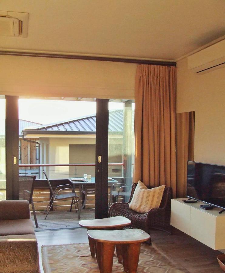 210 Gallery Luxury Studio Apartment Knysna Dış mekan fotoğraf