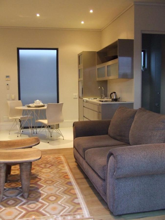 210 Gallery Luxury Studio Apartment Knysna Dış mekan fotoğraf